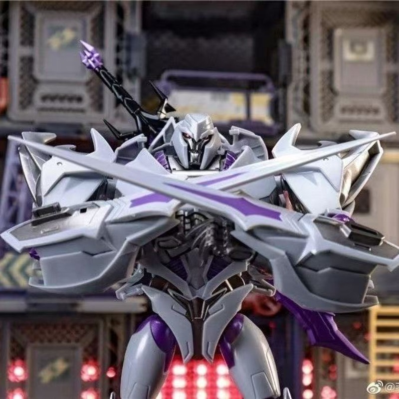 APC Transformation Megatank Da - Model Kit Optimus Prime avaliação e preço